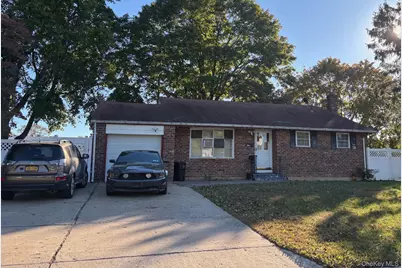 1563 Baldwin Boulevard, Bay Shore, NY 11706 - Photo 3