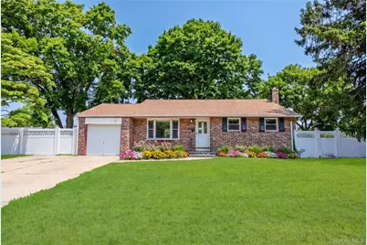 1563 Baldwin Boulevard, Bay Shore, NY 11706 - Photo 3