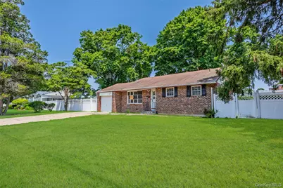 1563 Baldwin Boulevard, Bay Shore, NY 11706 - Photo 5