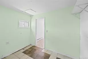 1563 Baldwin Blvd, Bay Shore, NY 11706 - Photo 43