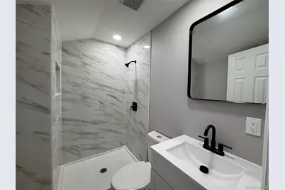 515 Sweezy Avenue, Riverhead, NY 11901 - Photo 7