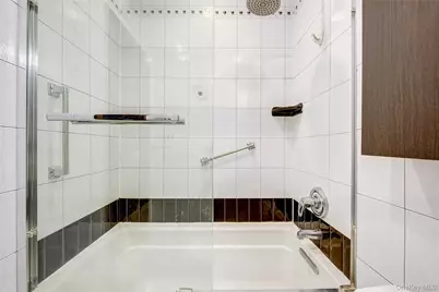 100-25 Queens Boulevard #7FF, Forest Hills, NY 11375 - Photo 31