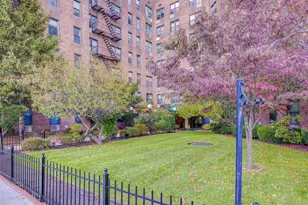 100-25 Queens Blvd, Forest Hills, NY 11375 - Photo 35
