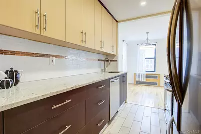 100-25 Queens Boulevard #7FF, Forest Hills, NY 11375 - Photo 15