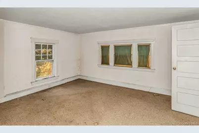 113 Murray Avenue, Port Washington, NY 11050 - Photo 17