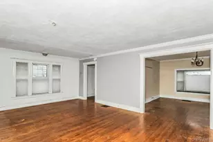 113 Murray Ave, Port Washington, NY 11050 - Photo 9