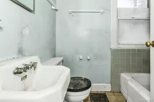 113 Murray Ave, Port Washington, NY 11050 - Photo 15