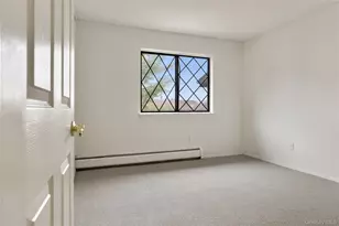 117 Buckingham Ct, Pomona, NY 10970 - Photo 17