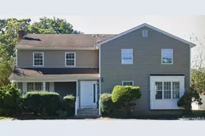 176 A Jackson Avenue, Syosset, NY 11791 - Photo 1