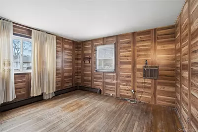 24 Avenue A, Holbrook, NY 11741 - Photo 21