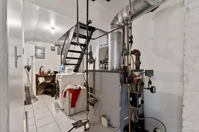 953 Rhinelander Avenue, Bronx, NY 10462 - Photo 5