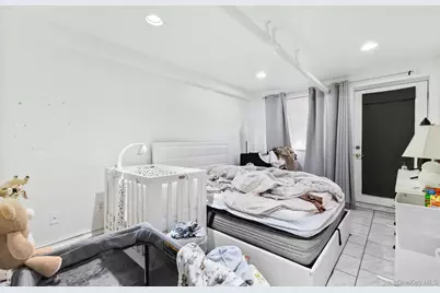 953 Rhinelander Avenue, Bronx, NY 10462 - Photo 15