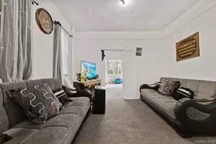 953 Rhinelander Ave, Bronx, NY 10462 - Photo 21