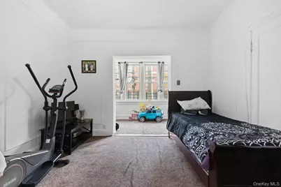 953 Rhinelander Avenue, Bronx, NY 10462 - Photo 19