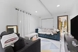 953 Rhinelander Ave, Bronx, NY 10462 - Photo 11