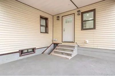 89 Hunnewell Avenue, Elmont, NY 11003 - Photo 13