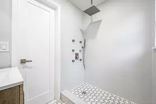 89 Hunnewell Ave, Elmont, NY 11003 - Photo 31