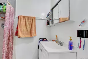 121-02 153rd St, Jamaica, NY 11434 - Photo 25