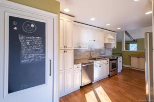 83 Edgepark Rd, White Plains, NY 10603 - Photo 9