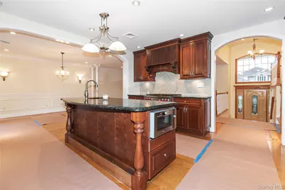 188 Rhododendron Drive, Westbury, NY 11590 - Photo 13