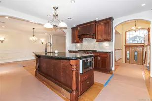 188 Rhododendron Dr, Westbury, NY 11590 - Photo 13