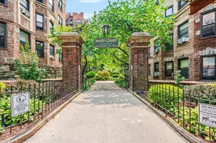 758 Brady, Bronx, NY 10462 - Photo 1