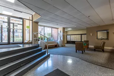 100 Clinton Avenue #1V, Mineola, NY 11501 - Photo 7