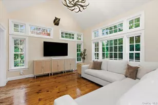 5 Kanes Ln, Huntington, NY 11743 - Photo 19