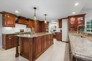 5 Kanes Ln, Huntington, NY 11743 - Photo 7