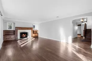 22 Verdun Ave, New Rochelle, NY 10804 - Photo 5