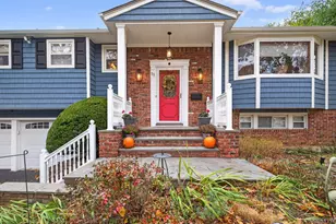 15 Duke Pl, Glen Cove, NY 11542 - Photo 3