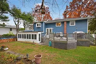 15 Duke Pl, Glen Cove, NY 11542 - Photo 35