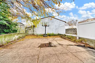 251 Buttrick Avenue, Bronx, NY 10465 - Photo 23
