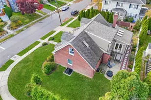 1096 Hunter Ave, Pelham, NY 10803 - Photo 3