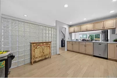 13 Parkridge Court, Huntington, NY 11743 - Photo 11