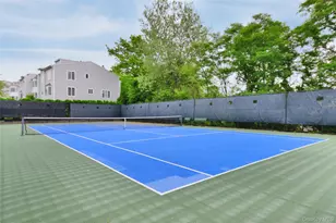 242-29A Oak Park Dr, Douglaston, NY 11362 - Photo 27