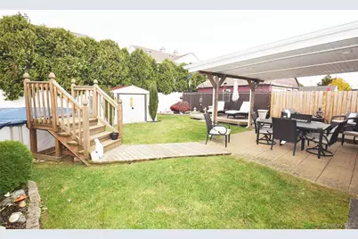 529 Lombard Street, North Babylon, NY 11703 - Photo 17