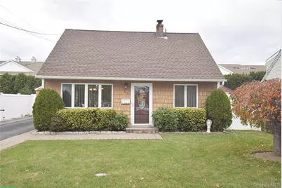 529 Lombard Street, North Babylon, NY 11703 - Photo 1