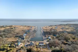 83 Elm Rd E, Mastic Beach, NY 11951 - Photo 31