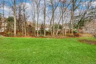 16 Kings Gate Rd, Suffern, NY 10901 - Photo 21