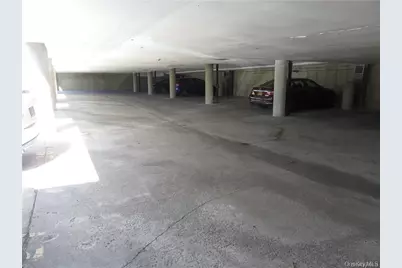 36 Greenridge Avenue #110, White Plains, NY 10605 - Photo 9