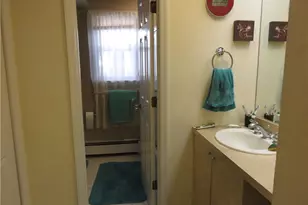 36 Greenridge Ave, White Plains, NY 10605 - Photo 7