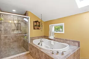 18 Greenlawn Rd, Huntington, NY 11743 - Photo 19