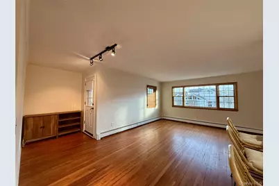 575 E Fulton Street #Upper, Long Beach, NY 11561 - Photo 9