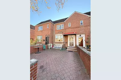 144-24 Jewel Avenue, Kew Gardens, NY 11367 - Photo 3