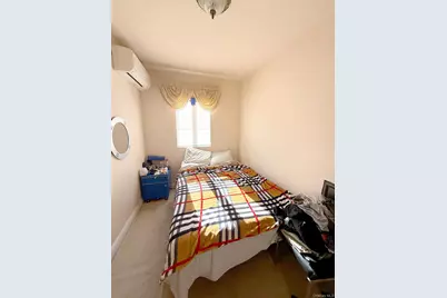 144-24 Jewel Avenue, Kew Gardens, NY 11367 - Photo 9