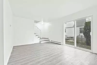 137-05 159 Street, Jamaica, NY 11434 - Photo 5