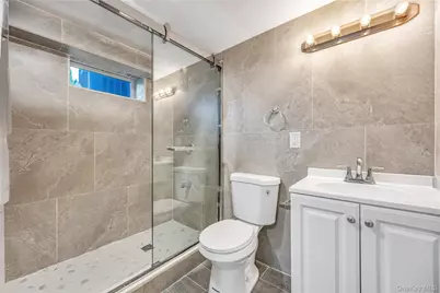 123 Cayuga Avenue, Deer Park, NY 11729 - Photo 13