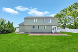 123 Cayuga Ave, Deer Park, NY 11729 - Photo 3