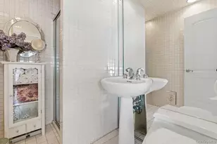 163-15 84th St, Howard Beach, NY 11414 - Photo 11